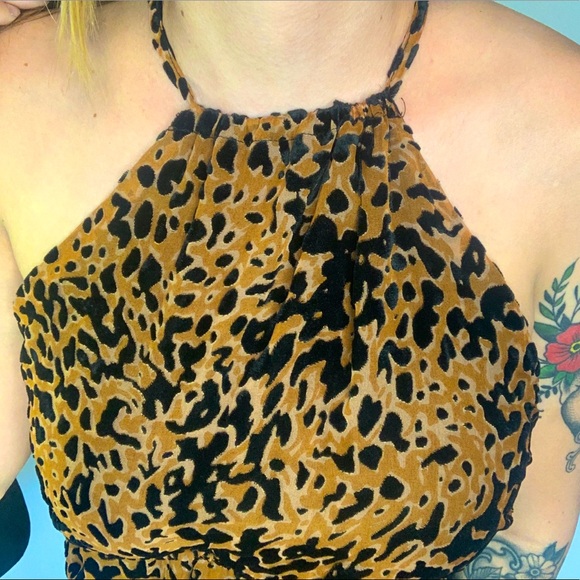 Lulu’s animal print halter dress - Picture 8 of 8